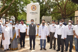 dharwad-dc-innagurate-central-oxygen-supply-unit