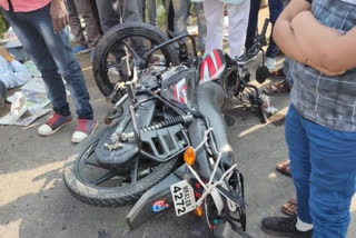Bike-riding Ti and his wife collided with a pick-up vehicle, Ti died on the spot