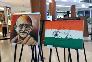 Artists of Bhopal engraved the ideals of Mahatma Gandhi on canvas