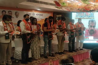 gautam gambhir launched e book of mayur vihar and shahadra district