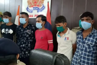 tajganj police arrested five criminal