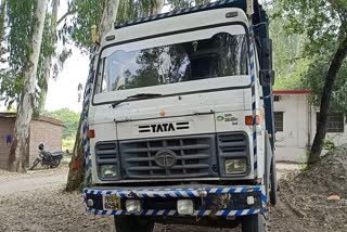 una police seized 16 tippers and 1 Pokalen