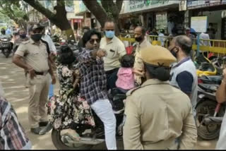 A person altercation with authorities for Put it on mask