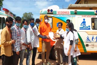 traffic health units medical personnel demands payment in Bhatkal