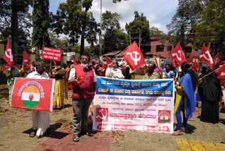 Beedi Workers Union protest In puttur