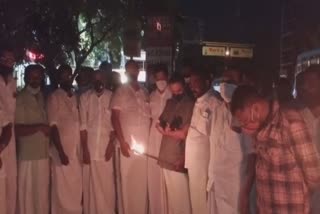 Congress workers protest in Palakkad city  Congress workers protest news  പാലക്കാട് നഗരത്തിൽ പ്രതിഷേധ പ്രകടനം  കോൺഗ്രസ് പ്രവർത്തകർ പാലക്കാട് നഗരത്തിൽ പ്രതിഷേധ പ്രകടനം നടത്തി  കെ.പി.സി.സി