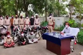 Police arrested bike thief gang