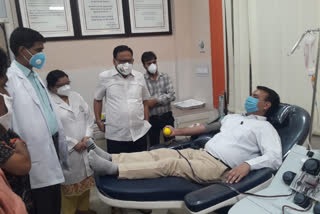 jaipur news, Chief whip Mahesh Joshi, plasma donor