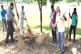 Cleanliness campaign in Bhiwani on 151st birth anniversary of Mahatma Gandhi