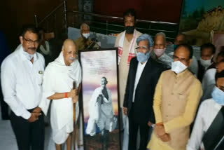 Shivraj Singh paid tribute to Bapu