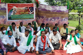 condemning anti-peasant policy in raichur