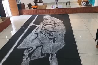 chandigarh artist varun made mahatma gandhi  portrait with salt