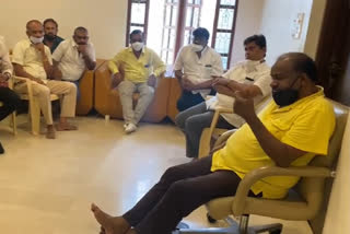 Kumaraswamy meeting with JDS activists