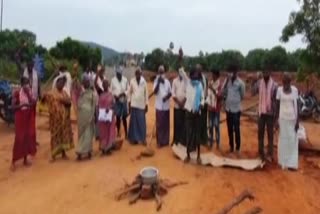 farmers protest infront of ndrf at gannavaram krishna district