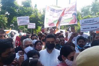 former deputy cm chandra mohan lead congress protest against government in panchkula