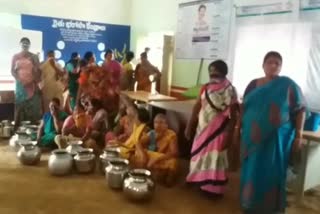 ladies protest for supply drinking water at kovvali village west godavari district