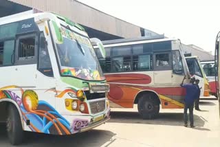 chitradurga-private-bus-owners-and-staffs-suffering-from-loss-due-to-corona-fear