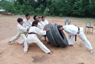 MLA Amba Prasad honored martial arts Pramod in ramgarh