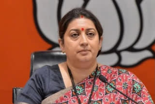 Smriti Irani  Rahul Gandhi  Hathras  Smriti Irani terms Rahul Gandhi's Hathras visit as political move  victim  രാഹുലിന്‍റെ ഹത്രാസ് സന്ദര്‍ശനം രാഷ്ട്രീയപ്രേരിതം, ഇരക്ക് വേണ്ടിയല്ല; സ്മൃതി ഇറാനി  രാഹുലിന്‍റെ ഹത്രാസ് സന്ദര്‍ശനം രാഷ്ട്രീയപ്രേരിതം  ഇരക്ക് വേണ്ടിയല്ല  സ്മൃതി ഇറാനി