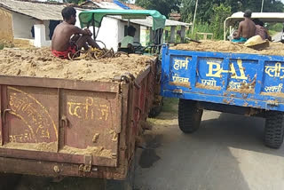 Illegal quarrying of sand from Chuiya river