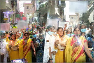 balmiki-samaj-women-take-out-candle-march-for-hathras-victim-in-sagarpur