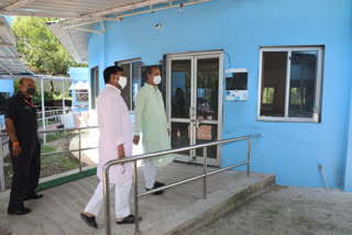 Minister inspects ashram in Bhopal