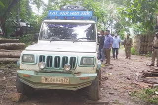 জব্দ চোৰাং কাঠৰ কুণ্ডা