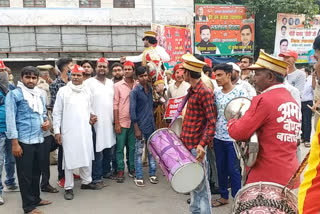 SP leaders protest against corruption in Barahbanki