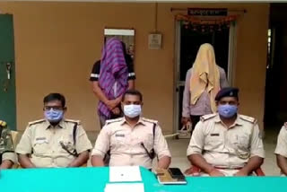 two smugglers arrested with opium in chatra