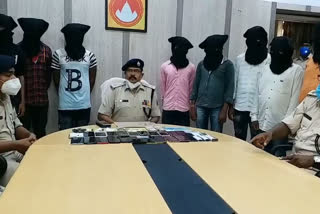 deoghar-police-arrested-11-cyber-criminals