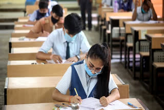 Unlock 5  COVID Guidelines  Schools to open  Education Ministry Guidelines  അണ്‍ലോക്ക് ഫൈവ്  സ്‌കൂളുകള്‍ തുറക്കുന്നതിന് മാര്‍ഗനിര്‍ദേശം  സ്‌കൂള്‍ തുറക്കും  കേന്ദ്രസര്‍ക്കാര്‍ വാര്‍ത്തകള്‍