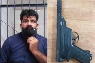 Violence with a gun  kozhikkode news  കോഴിക്കോട് വാര്‍ത്തകള്‍  തോക്കുമായി അതിക്രമം വാര്‍ത്തകള്‍