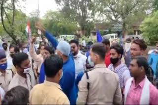 Clash between Congress and Bhim Army workers