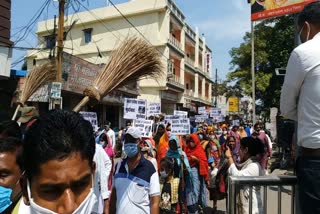 Valmiki Samaj took out foot march