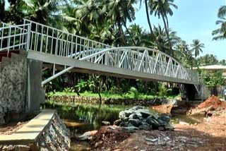 bridge build in thalangara koppan colony  thalangara koppan colony  new bridge in kasargod news  kasargod news  കാസര്‍കോട് വാര്‍ത്തകള്‍  തളങ്കര കൊപ്പല്‍ കോളനി  കാസര്‍കോട് വാര്‍ത്തകള്‍  പുതിയ പാലം നിര്‍മിച്ചു