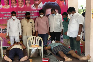 minister talasani birthday celebrations in chaitanyapuri