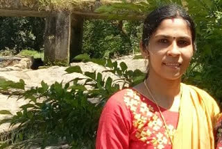 വീട്ടമ്മ കുഴഞ്ഞുവീണ് മരിച്ചു  housewife collapsed and died  idukki death news  ഇടുക്കി വാര്‍ത്തകള്‍