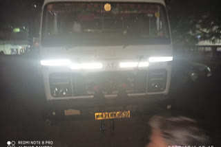 five year old boy was crushed by tipper at badnapur in jalana