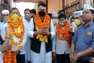 MLA Rituraj Govind inaugurated RCC Road in Kirari Assembly