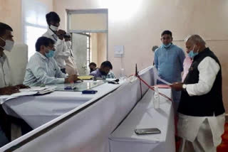 leaders of the nda and grand alliance filed nomination papers in gaya bihar