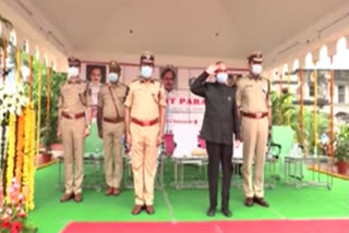 home-minister-mahamood-ali-participated-in-passing-out-parrade-in-hyderabad