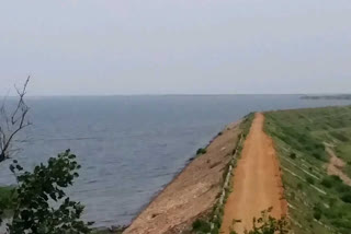 Water flow at Kandaleru Reservoir