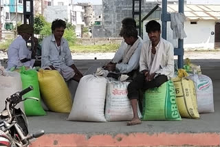 Soybean sold at good prices as soon as the market opens