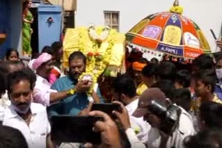 Hospet: Pallakki worship by Minister Ananda Singh