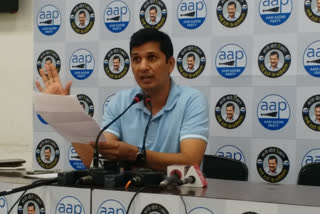 aap spokesperson attack cpcb over pollution issue in delhi