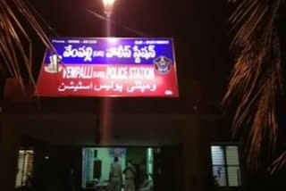 karnataka liquor seized by vempalli police