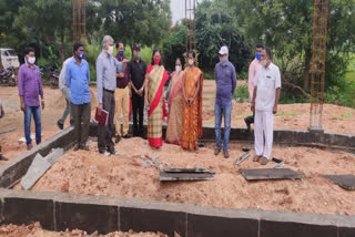 yadadri-bhuvanagiri-collector-anitha-ramachandran-inspects-on-raithu-vedika-works