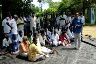 farmers protest at netam sugar factory