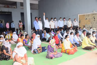 Municipal workers' agitation in Hingoli