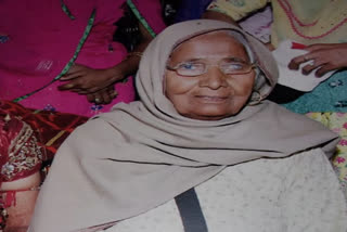 An 80-year-old woman involved in the farmers' struggle has died